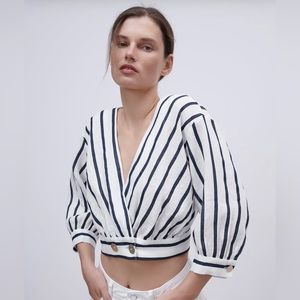 Zara XS Cropped Blouse